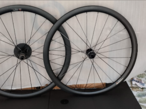 Ruedas Superteam carbono perfil 38mm